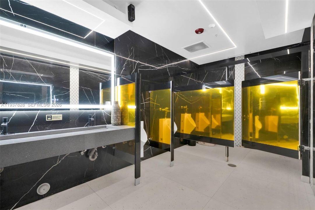 待售: $1,200,000 (0 贝兹, 0 浴室, 0 平方英尺)