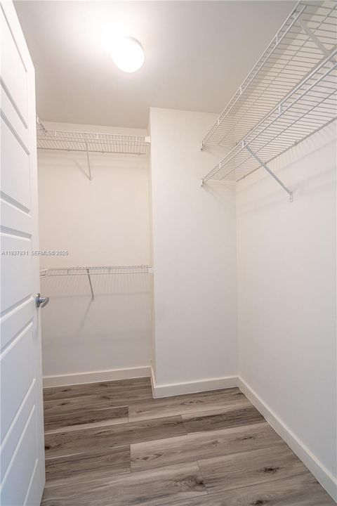 For Rent: $3,975 (2 beds, 2 baths, 1614 Square Feet)