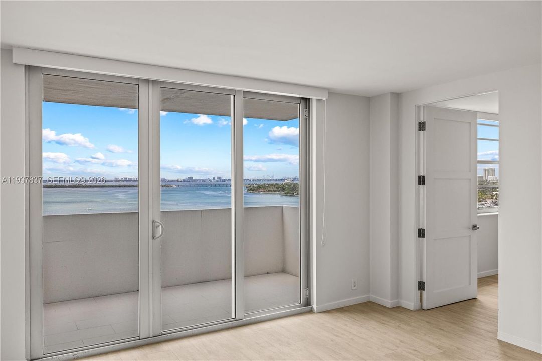 En Venta: $538,000 (1 camas, 1 baños, 950 Pies cuadrados)