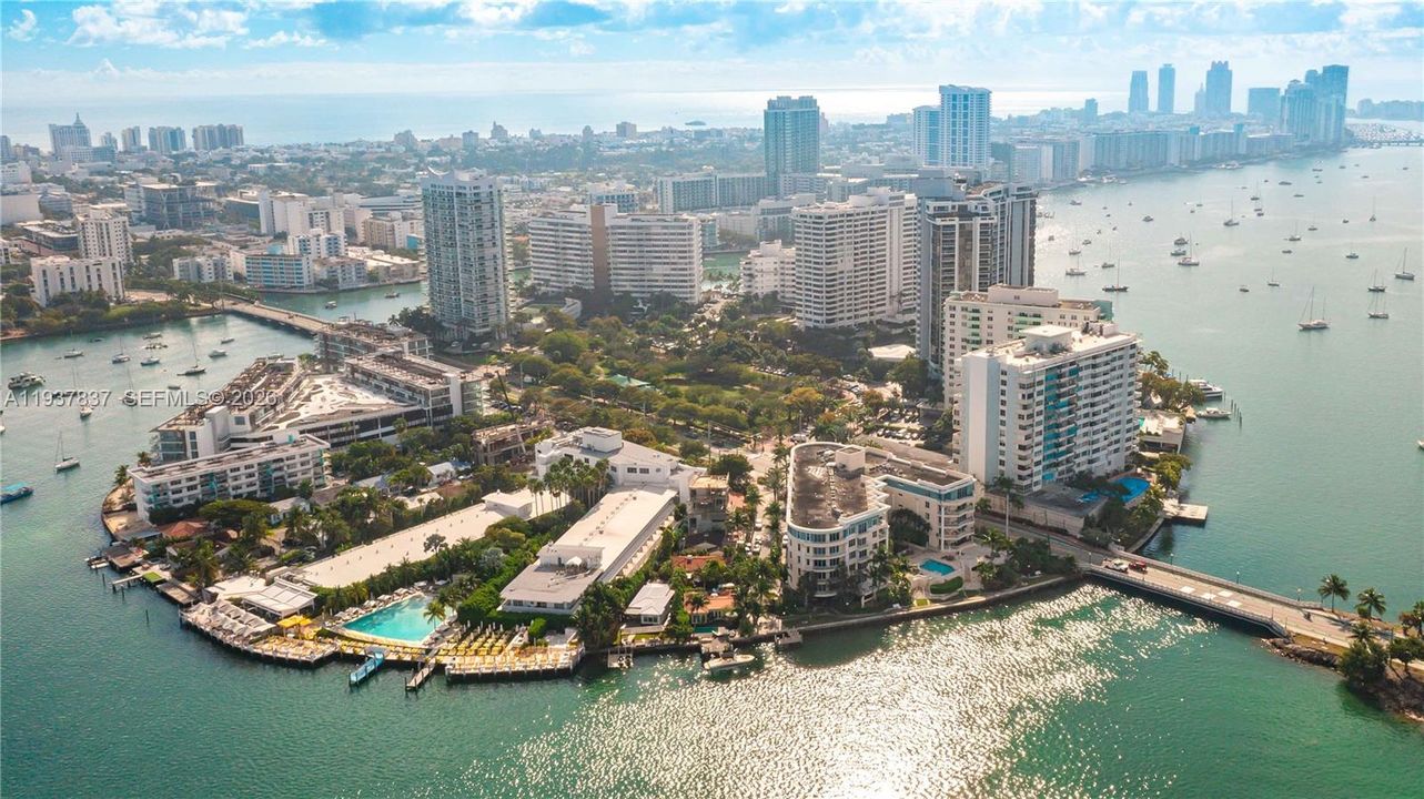 En Venta: $538,000 (1 camas, 1 baños, 950 Pies cuadrados)