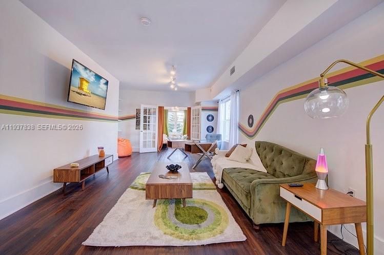 En Renta: $2,250 (2 camas, 1 baños, 770 Pies cuadrados)