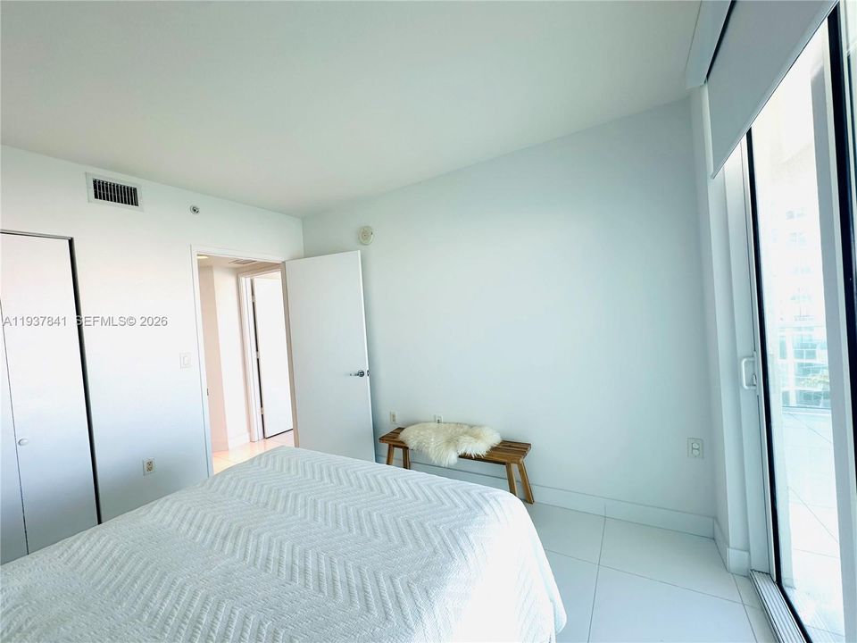 В аренду: $7,000 (3 спален, 2 ванн, 1461 Квадратных фут)