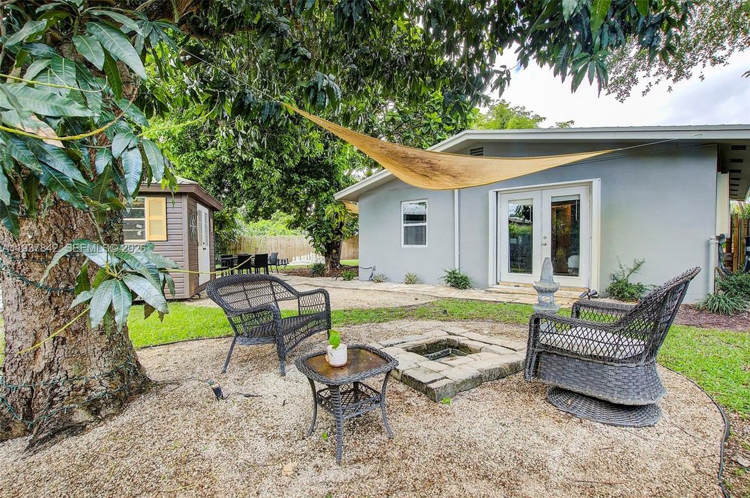 В аренду: $3,300 (3 спален, 2 ванн, 1116 Квадратных фут)