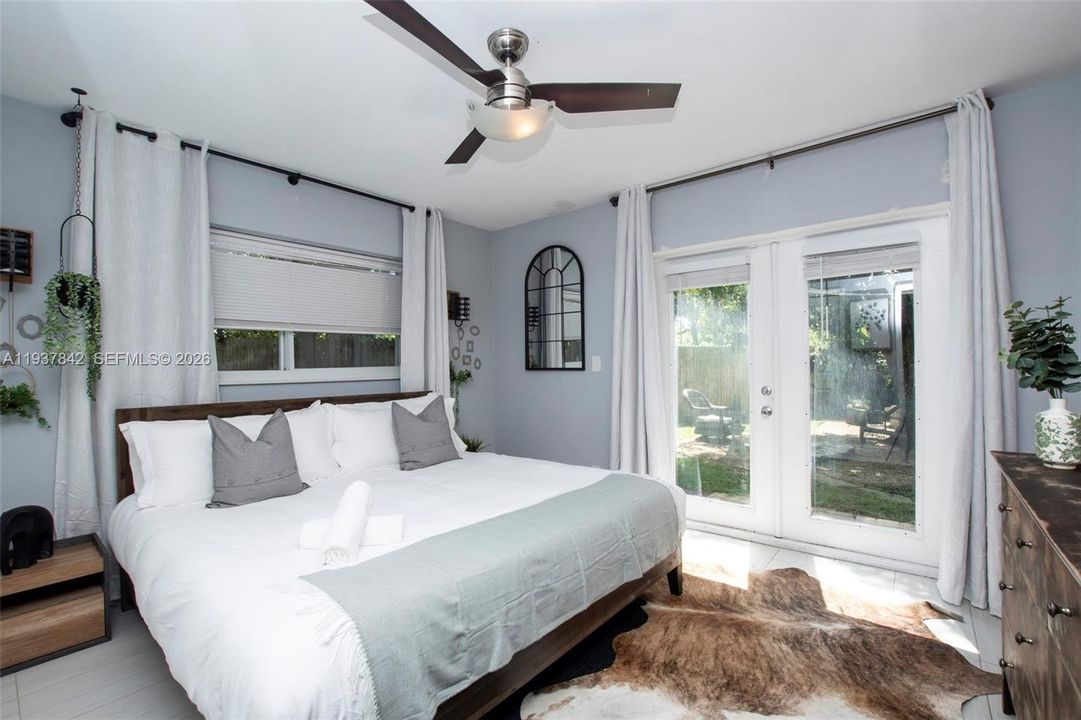 В аренду: $3,300 (3 спален, 2 ванн, 1116 Квадратных фут)