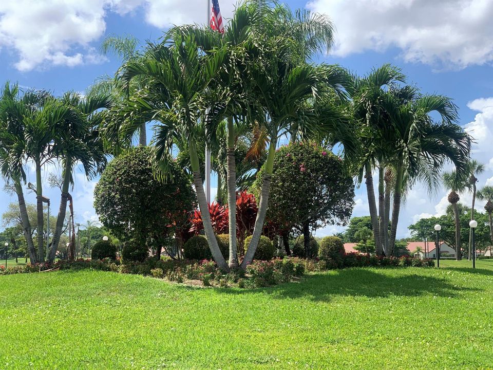 CLUBHOUSE LANDSCAPING