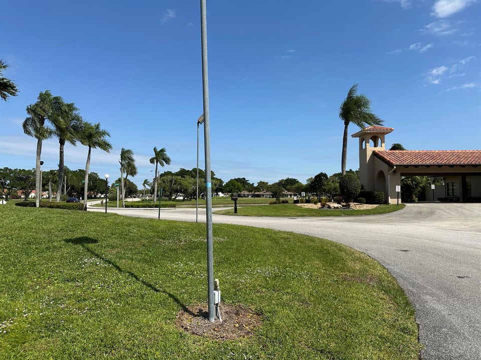 CLUBHOUSE 5