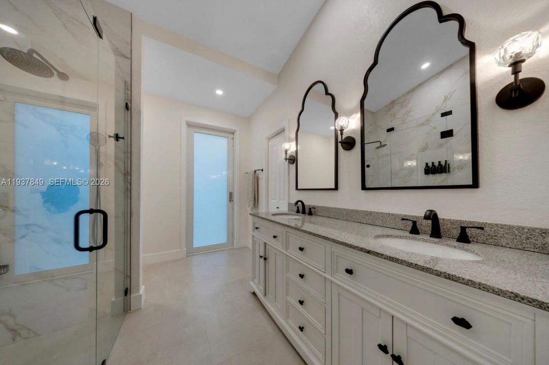 待售: $1,175,000 (4 贝兹, 3 浴室, 2410 平方英尺)