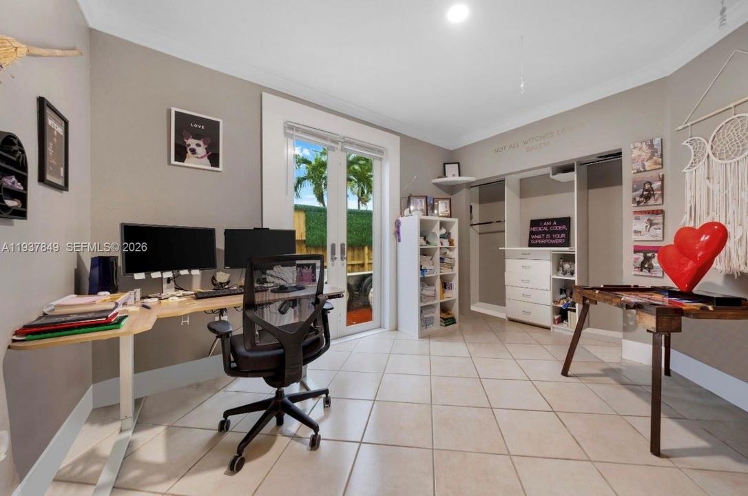 待售: $1,175,000 (4 贝兹, 3 浴室, 2410 平方英尺)