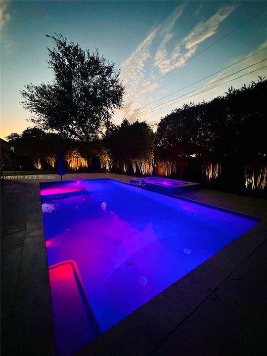 出租: $5,150 (3 贝兹, 2 浴室, 1469 平方英尺)