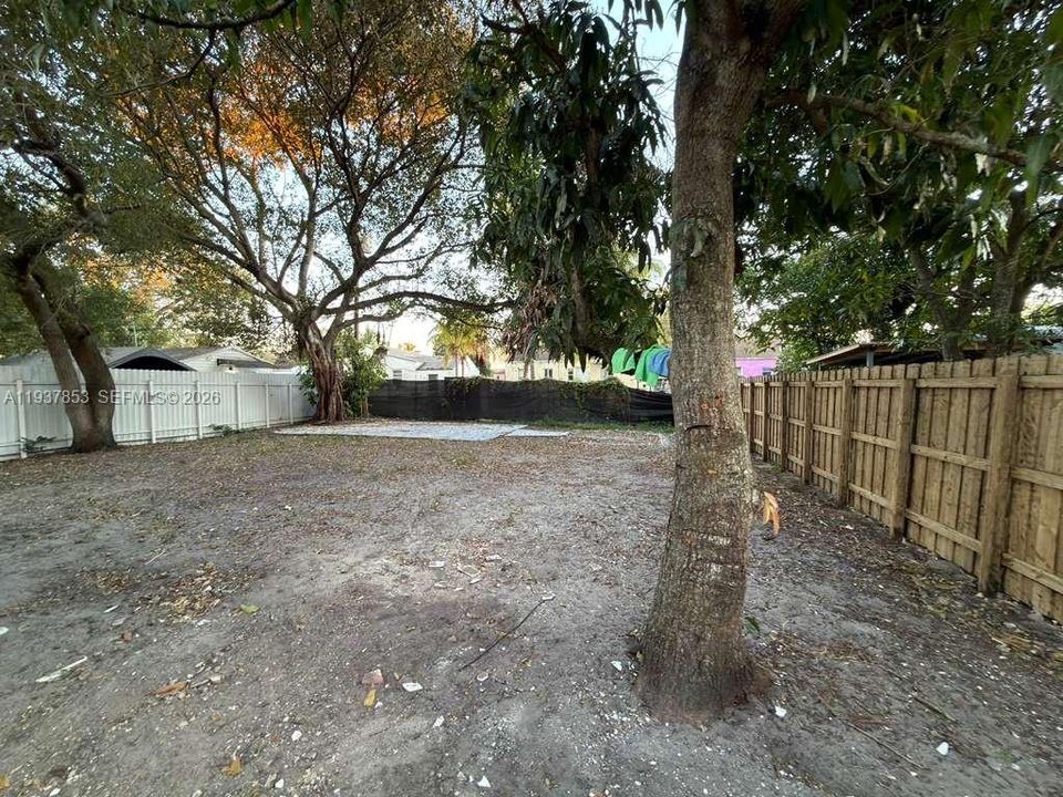 待售: $555,000 (3 贝兹, 2 浴室, 1123 平方英尺)