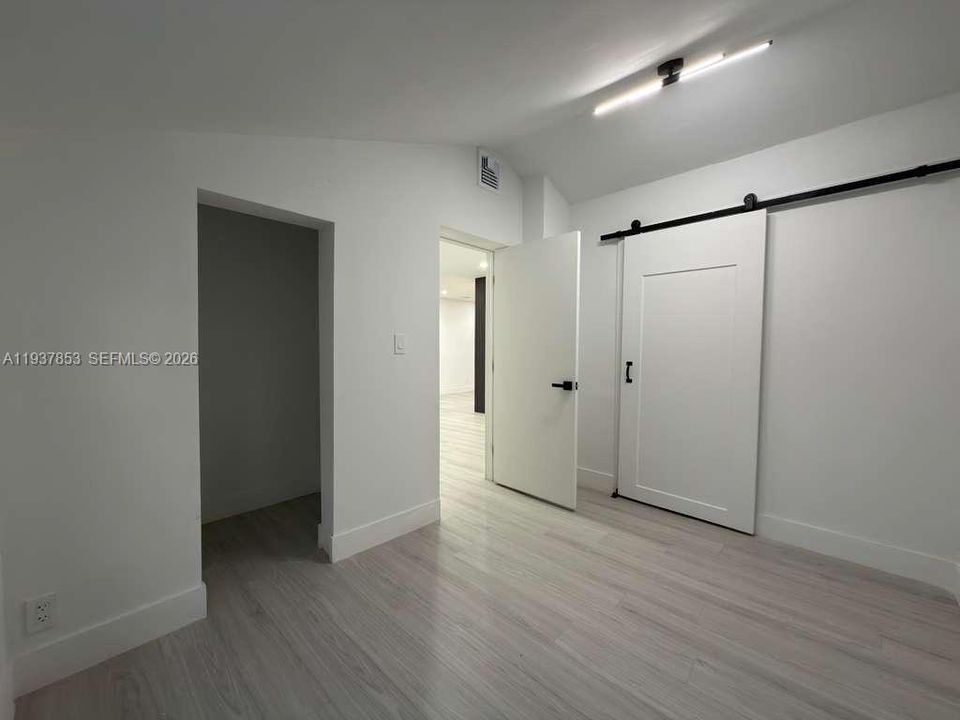 待售: $555,000 (3 贝兹, 2 浴室, 1123 平方英尺)