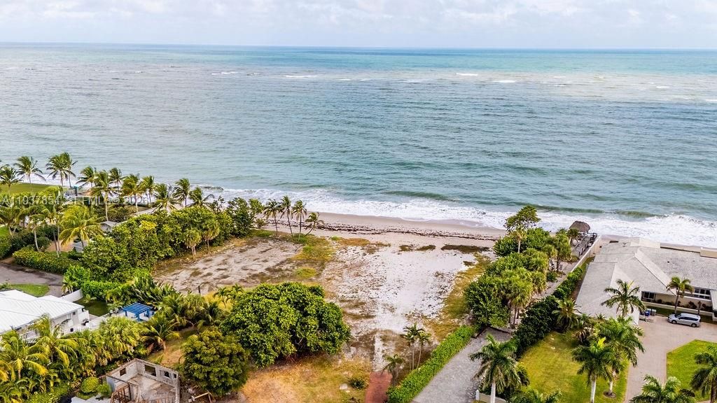 For Sale: $2,995,000 (0.65 acres)