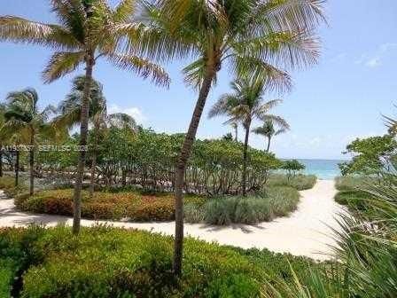 For Rent: $2,500 (1 beds, 1 baths, 1019 Square Feet)