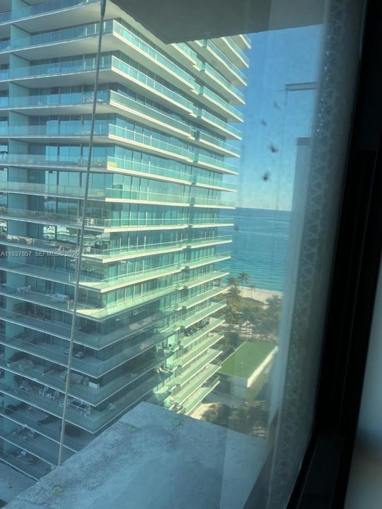 For Rent: $2,500 (1 beds, 1 baths, 1019 Square Feet)