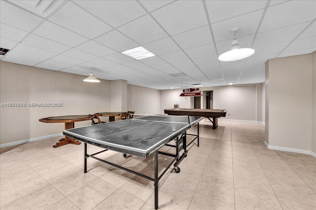 For Sale: $629,900 (2 beds, 2 baths, 1120 Square Feet)