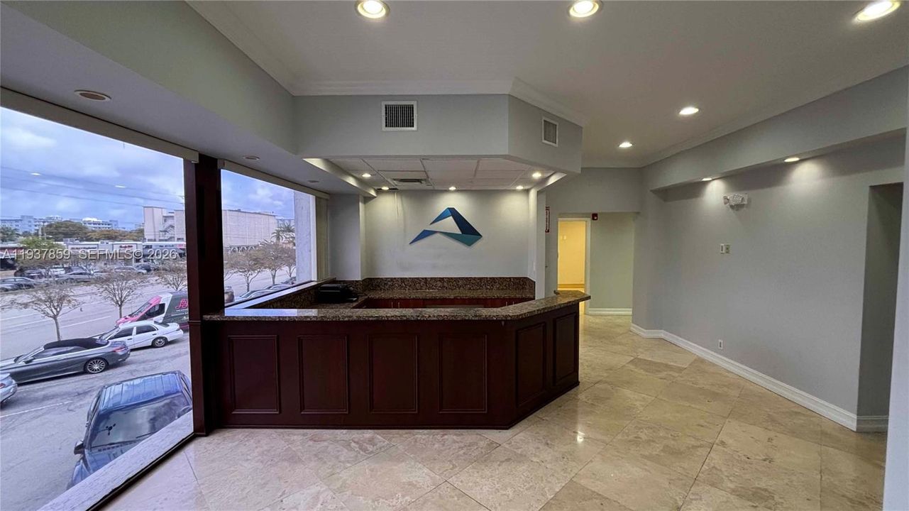 出租: $4,015 (0 贝兹, 0 浴室, 0 平方英尺)