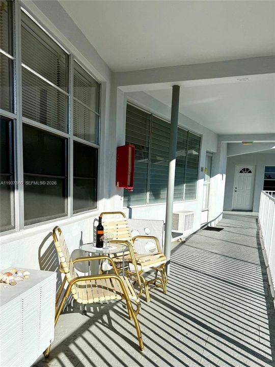 待售: $169,000 (1 贝兹, 1 浴室, 755 平方英尺)