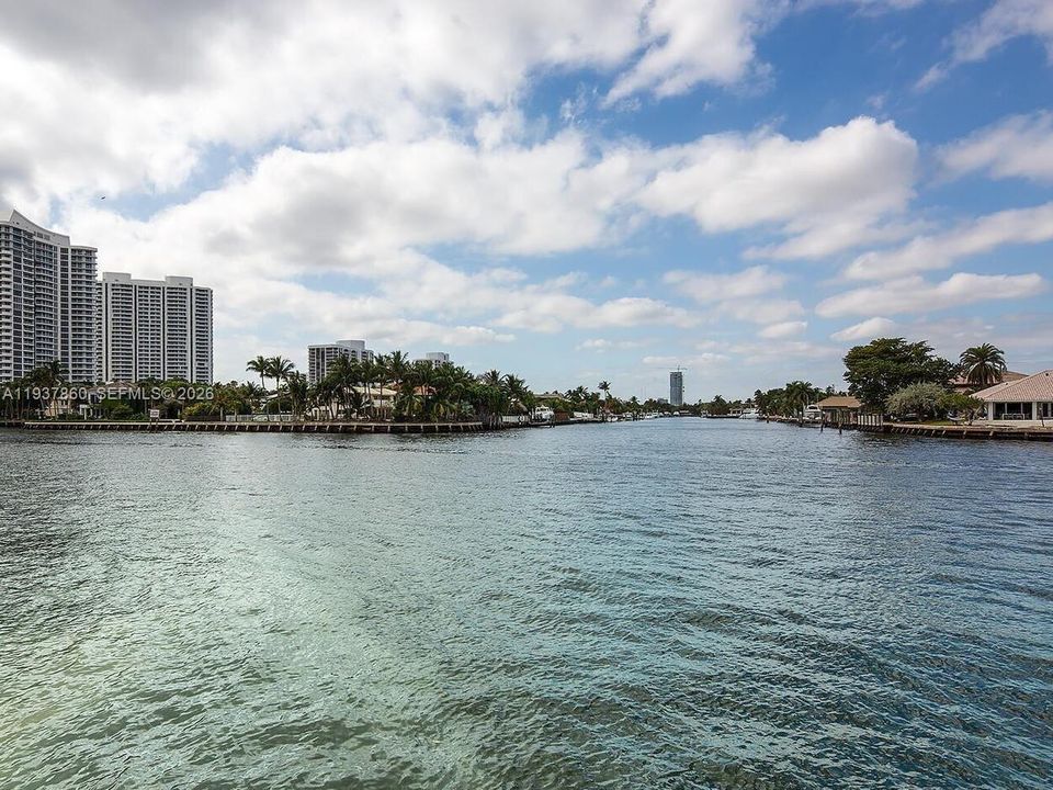 待售: $169,000 (1 贝兹, 1 浴室, 755 平方英尺)