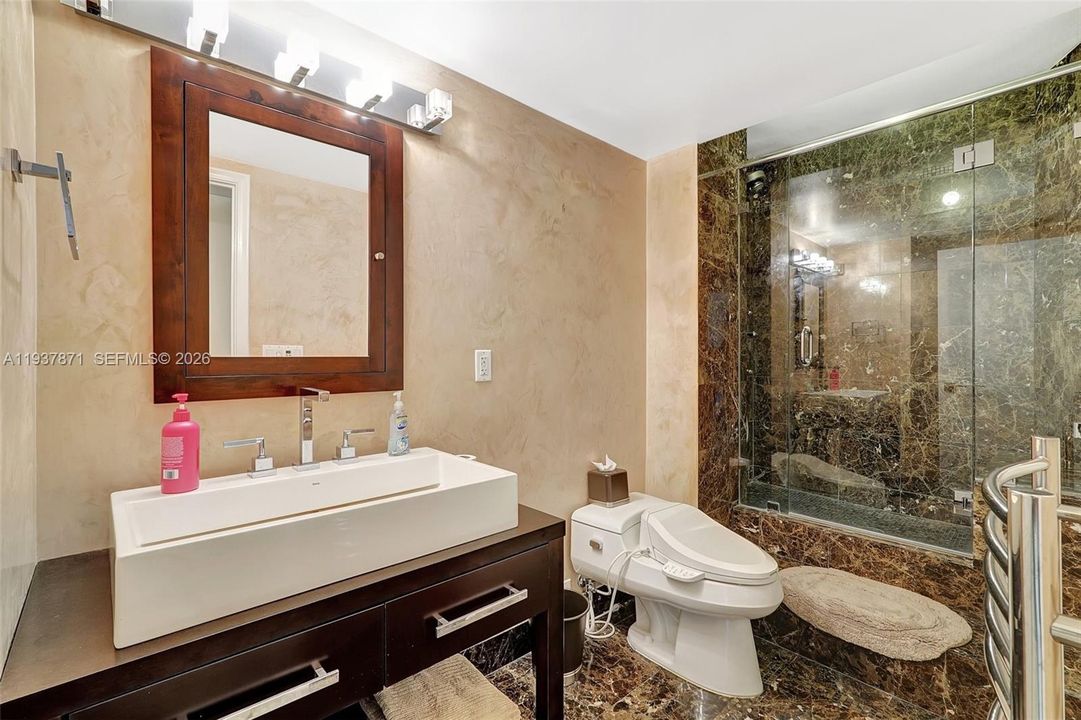 En Venta: $2,500,000 (2 camas, 3 baños, 1942 Pies cuadrados)