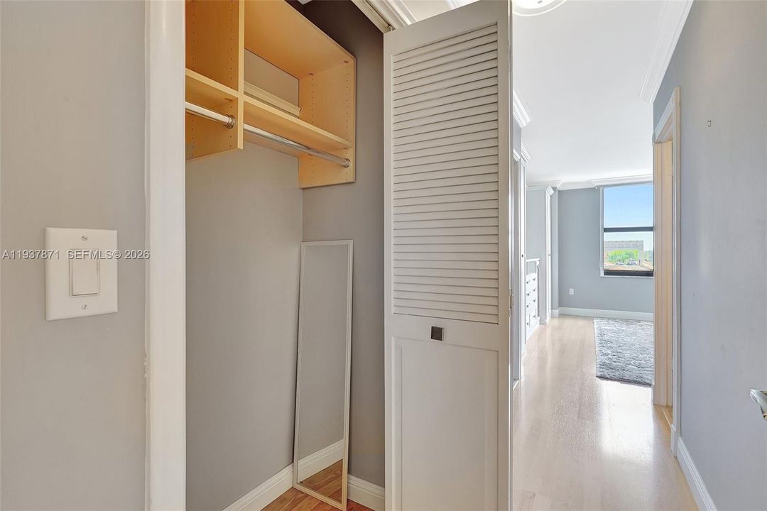 En Venta: $2,500,000 (2 camas, 3 baños, 1942 Pies cuadrados)