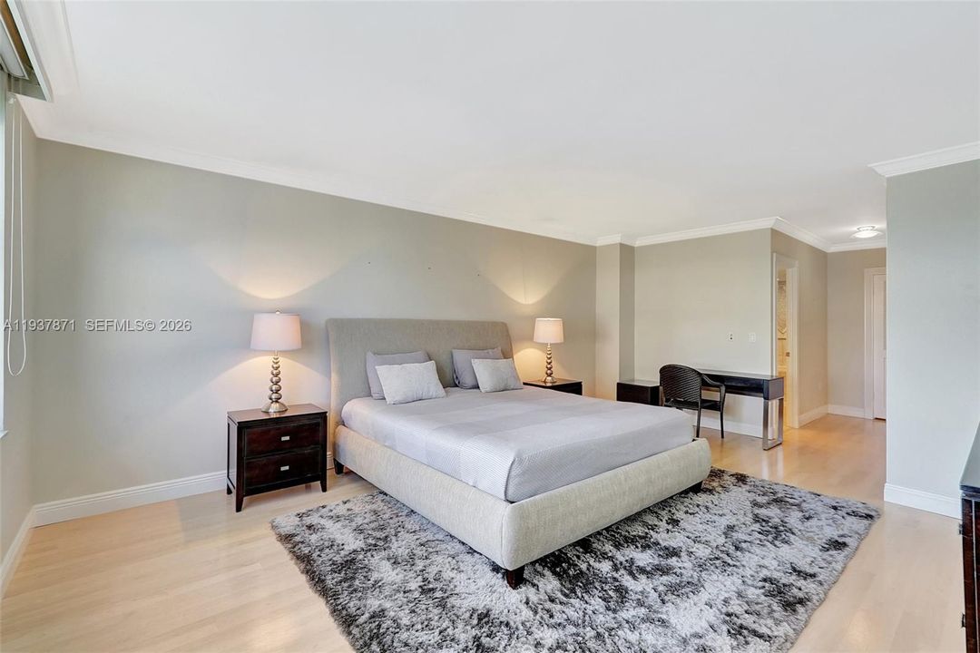 En Venta: $2,500,000 (2 camas, 3 baños, 1942 Pies cuadrados)