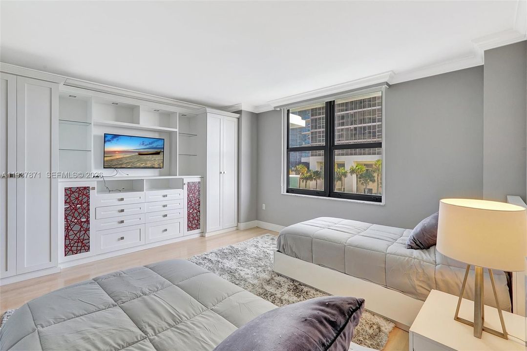 En Venta: $2,500,000 (2 camas, 3 baños, 1942 Pies cuadrados)