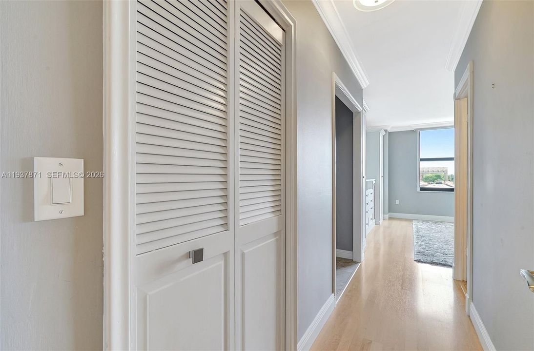 En Venta: $2,500,000 (2 camas, 3 baños, 1942 Pies cuadrados)