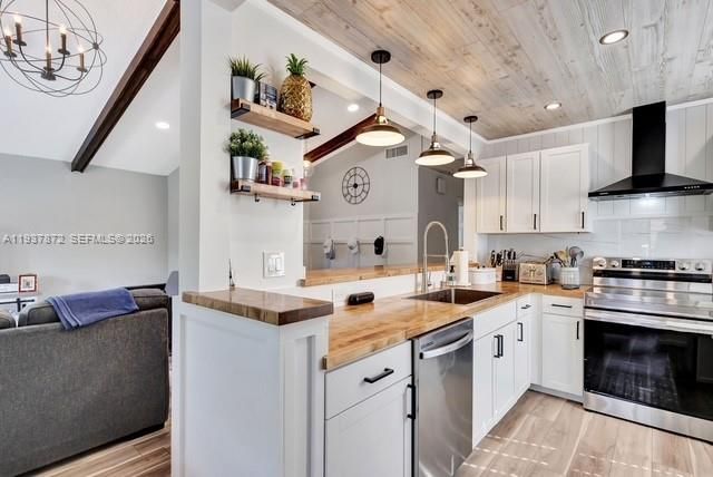 出租: $5,000 (3 贝兹, 2 浴室, 1320 平方英尺)