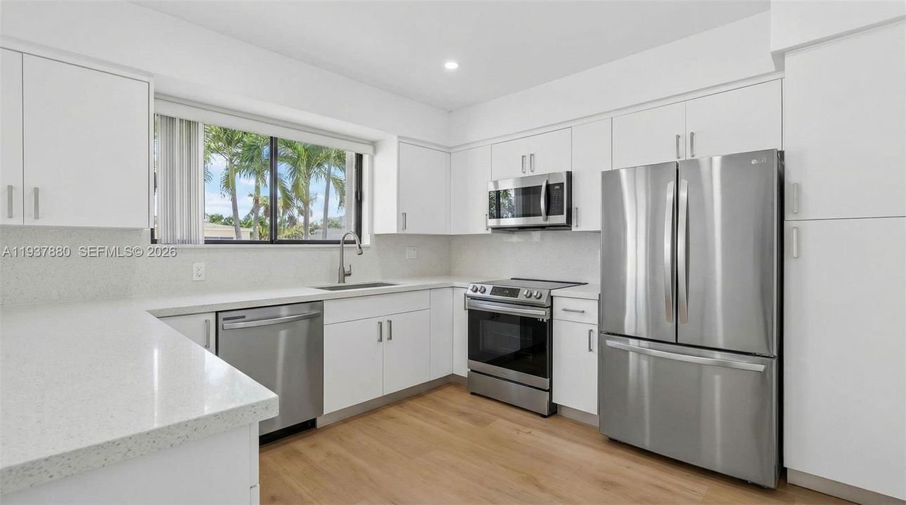 For Sale: $595,000 (3 beds, 2 baths, 1535 Square Feet)