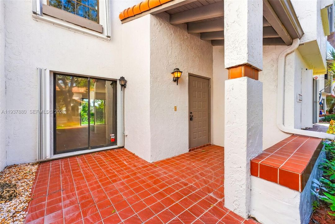 For Sale: $595,000 (3 beds, 2 baths, 1535 Square Feet)