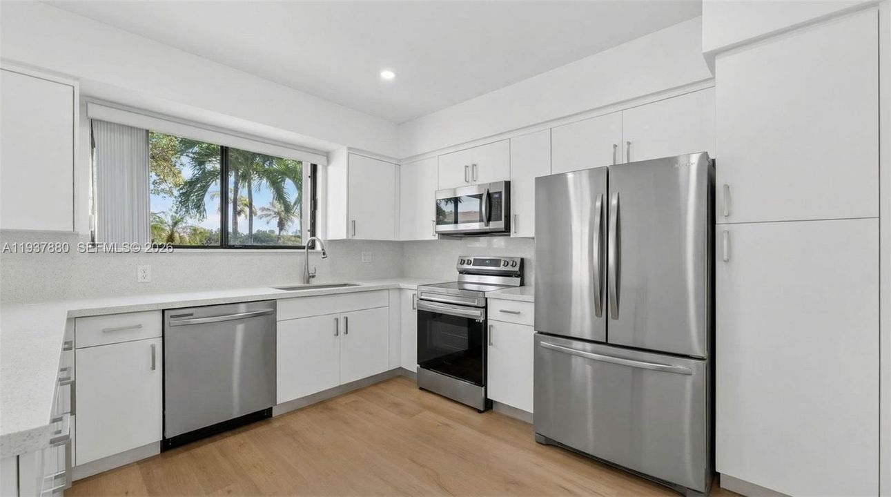 For Sale: $595,000 (3 beds, 2 baths, 1535 Square Feet)