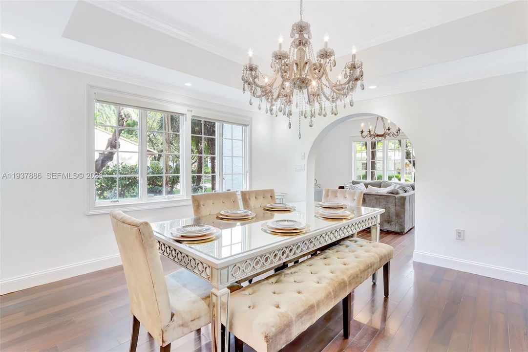 На продажу: $1,500,000 (3 спален, 2 ванн, 1622 Квадратных фут)