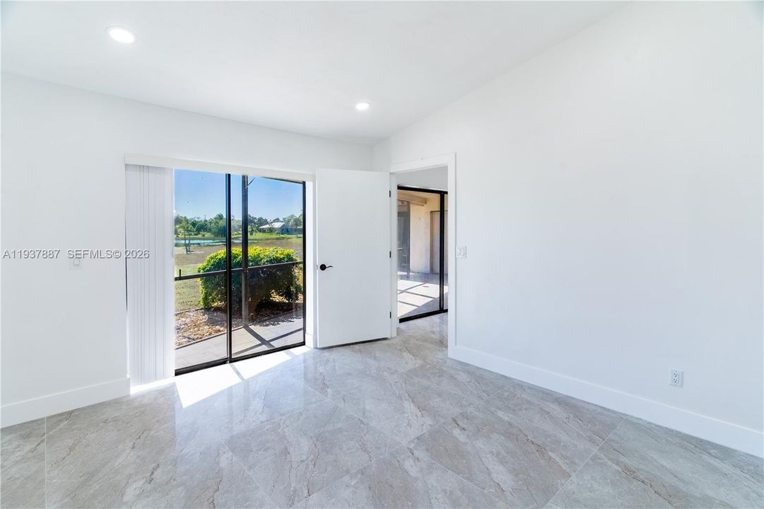 En Venta: $329,000 (3 camas, 2 baños, 1547 Pies cuadrados)