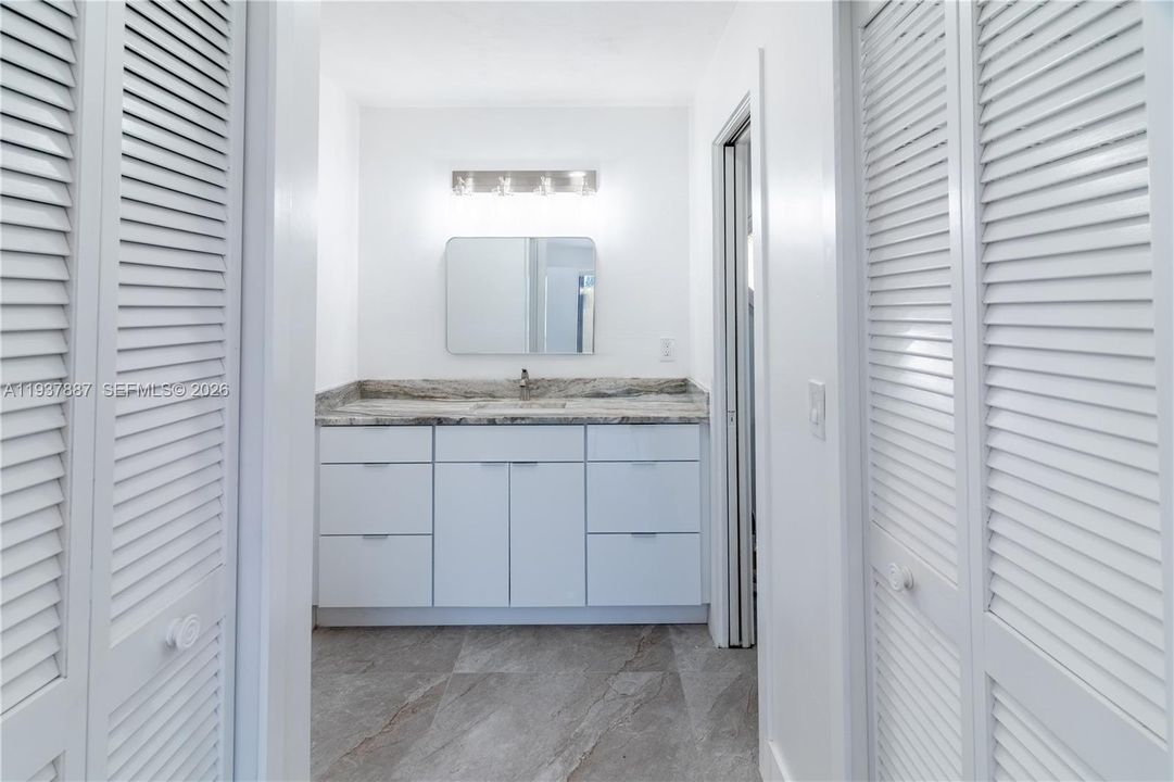 En Venta: $329,000 (3 camas, 2 baños, 1547 Pies cuadrados)