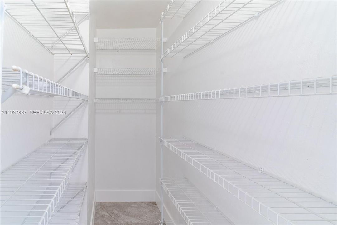 En Venta: $329,000 (3 camas, 2 baños, 1547 Pies cuadrados)