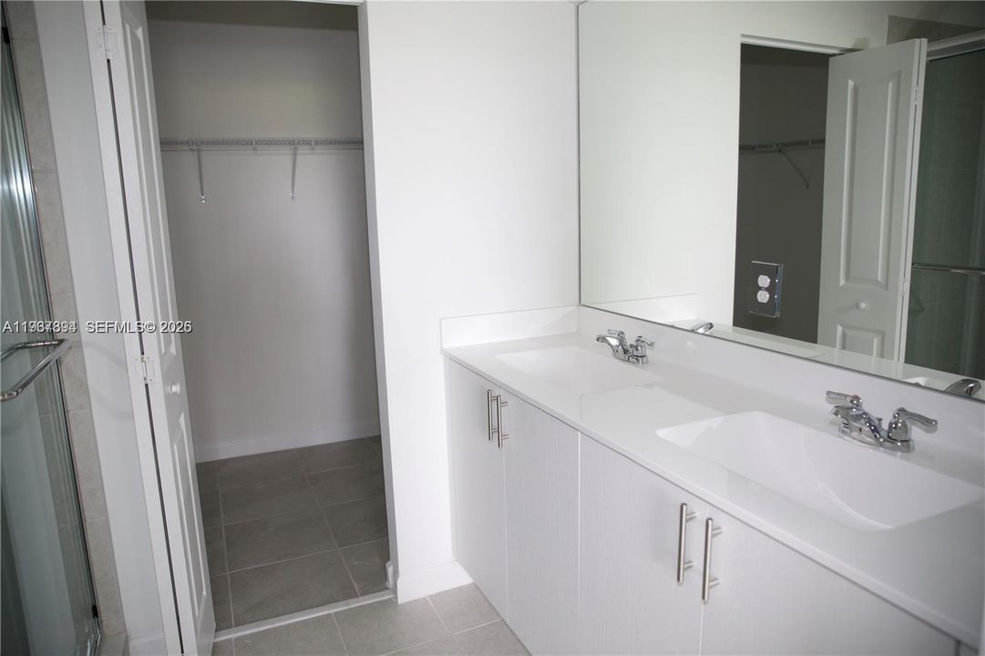 待售: $699,000 (3 贝兹, 2 浴室, 1738 平方英尺)