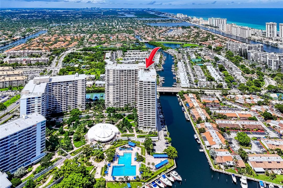 В аренду: $2,500 (1 спален, 1 ванн, 950 Квадратных фут)