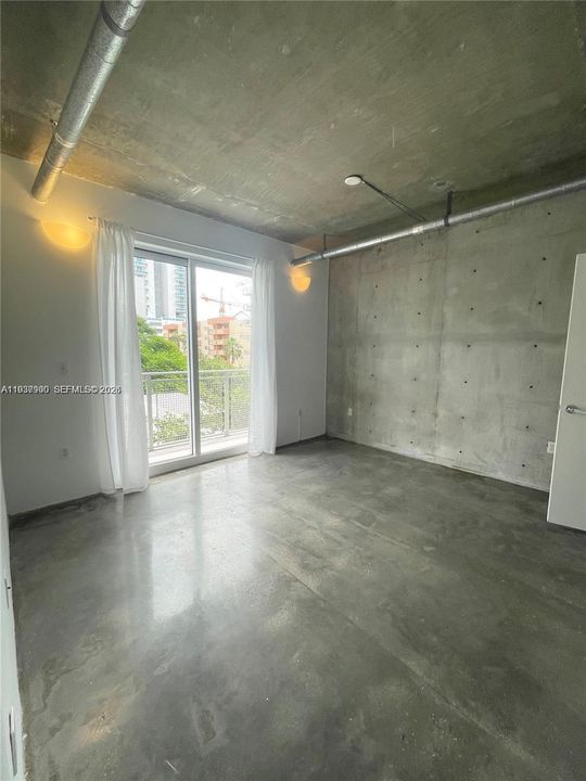 待售: $459,000 (2 贝兹, 2 浴室, 1060 平方英尺)