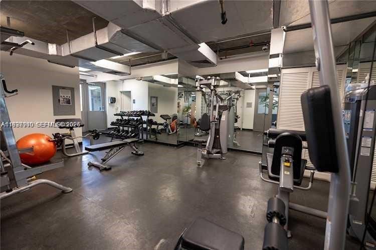 待售: $459,000 (2 贝兹, 2 浴室, 1060 平方英尺)