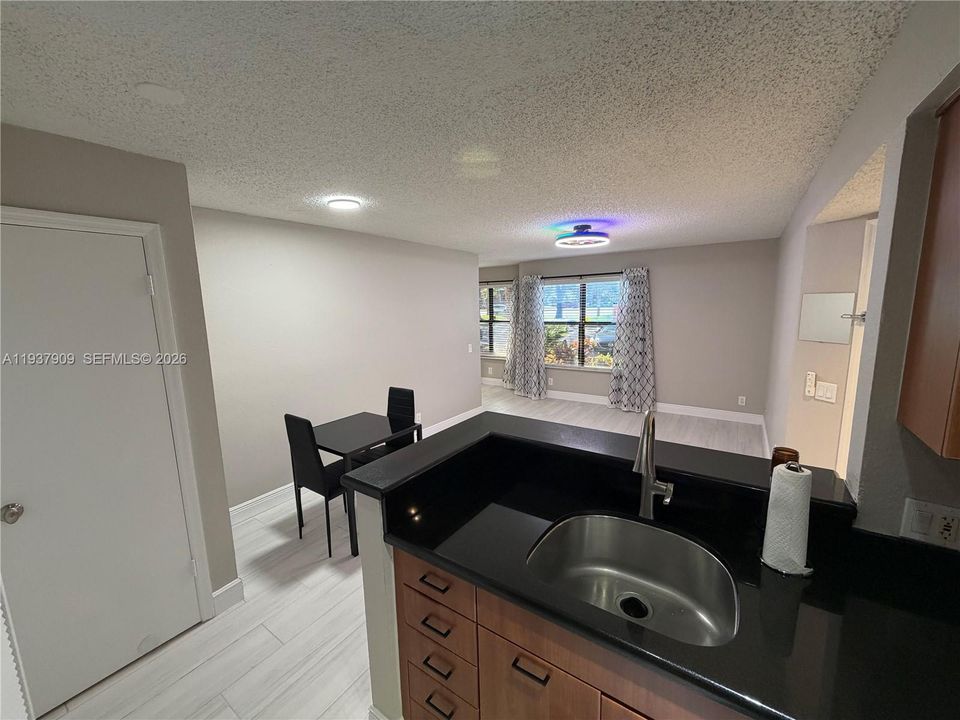 En Renta: $1,750 (1 camas, 1 baños, 650 Pies cuadrados)