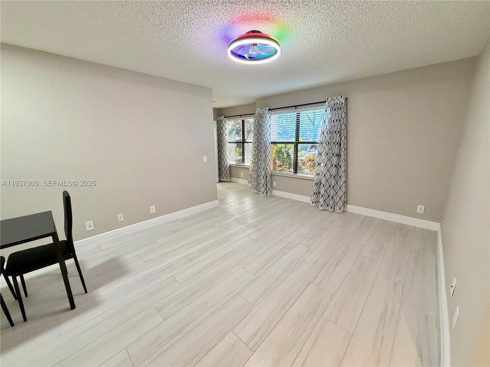 En Renta: $1,750 (1 camas, 1 baños, 650 Pies cuadrados)