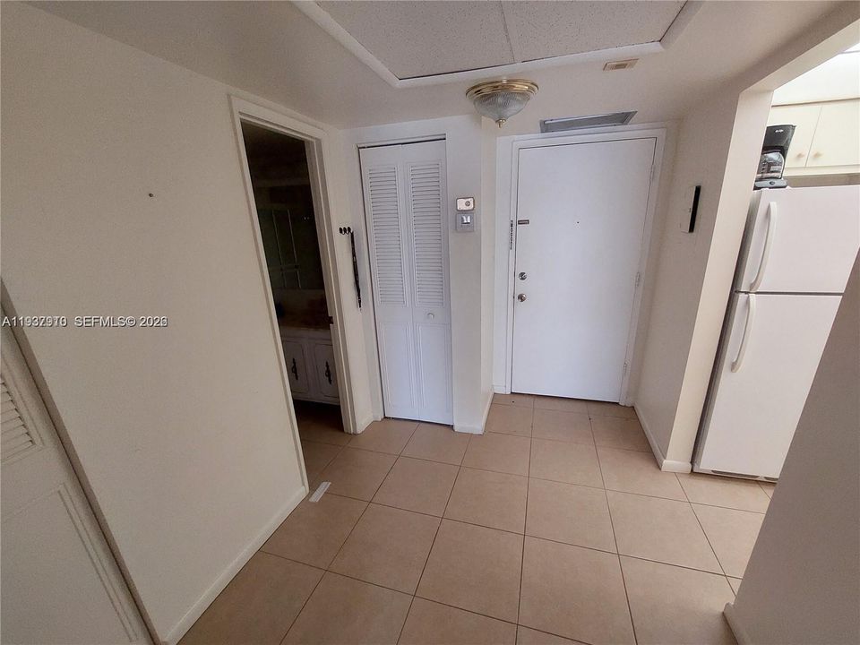 В аренду: $1,650 (1 спален, 1 ванн, 675 Квадратных фут)