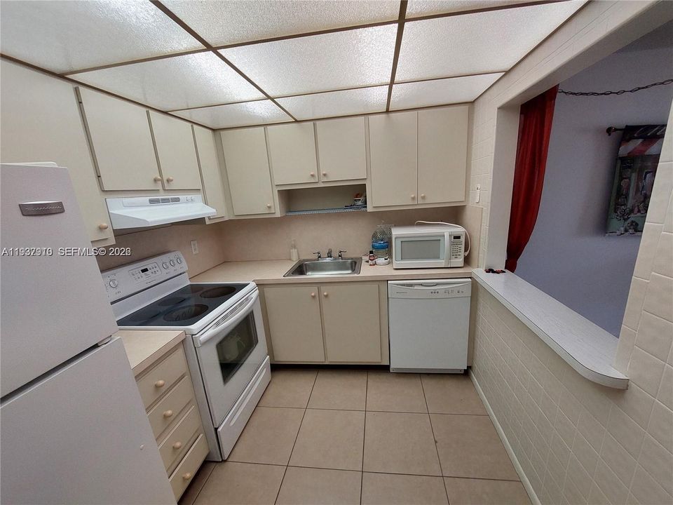 В аренду: $1,650 (1 спален, 1 ванн, 675 Квадратных фут)