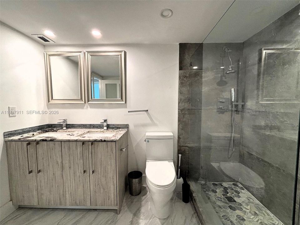 En Renta: $2,600 (1 camas, 1 baños, 1005 Pies cuadrados)