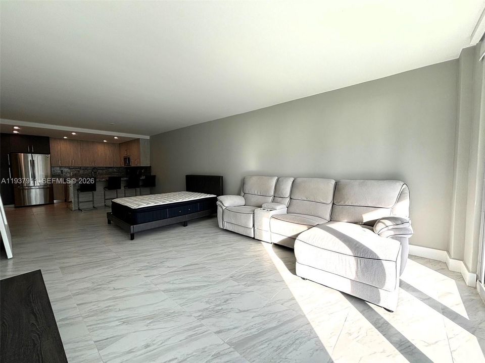 En Renta: $2,600 (1 camas, 1 baños, 1005 Pies cuadrados)