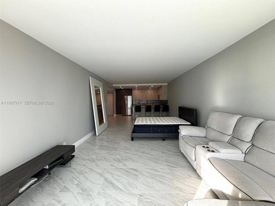 En Renta: $2,600 (1 camas, 1 baños, 1005 Pies cuadrados)