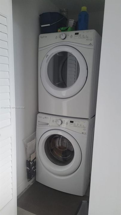 For Rent: $2,495 (1 beds, 1 baths, 526 Square Feet)