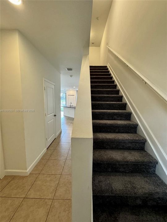 For Rent: $3,500 (3 beds, 2 baths, 1671 Square Feet)