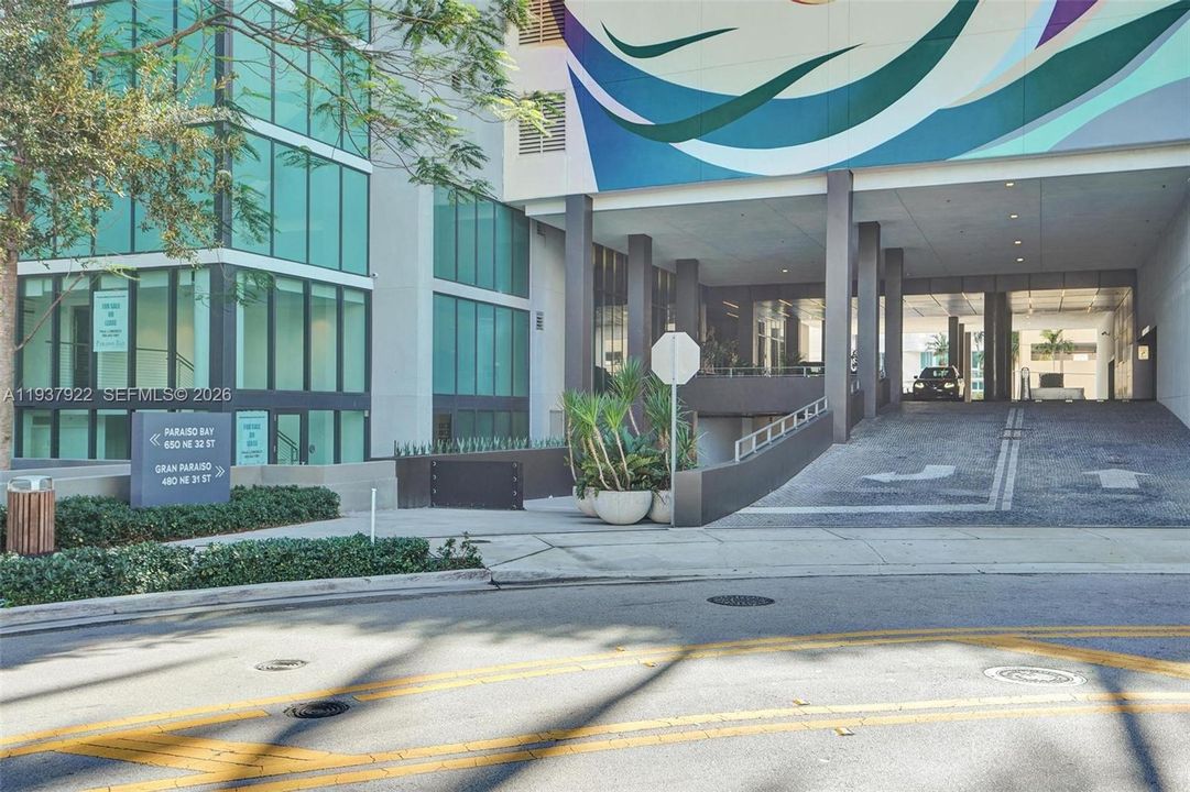 待售: $1,100,000 (2 贝兹, 3 浴室, 1143 平方英尺)