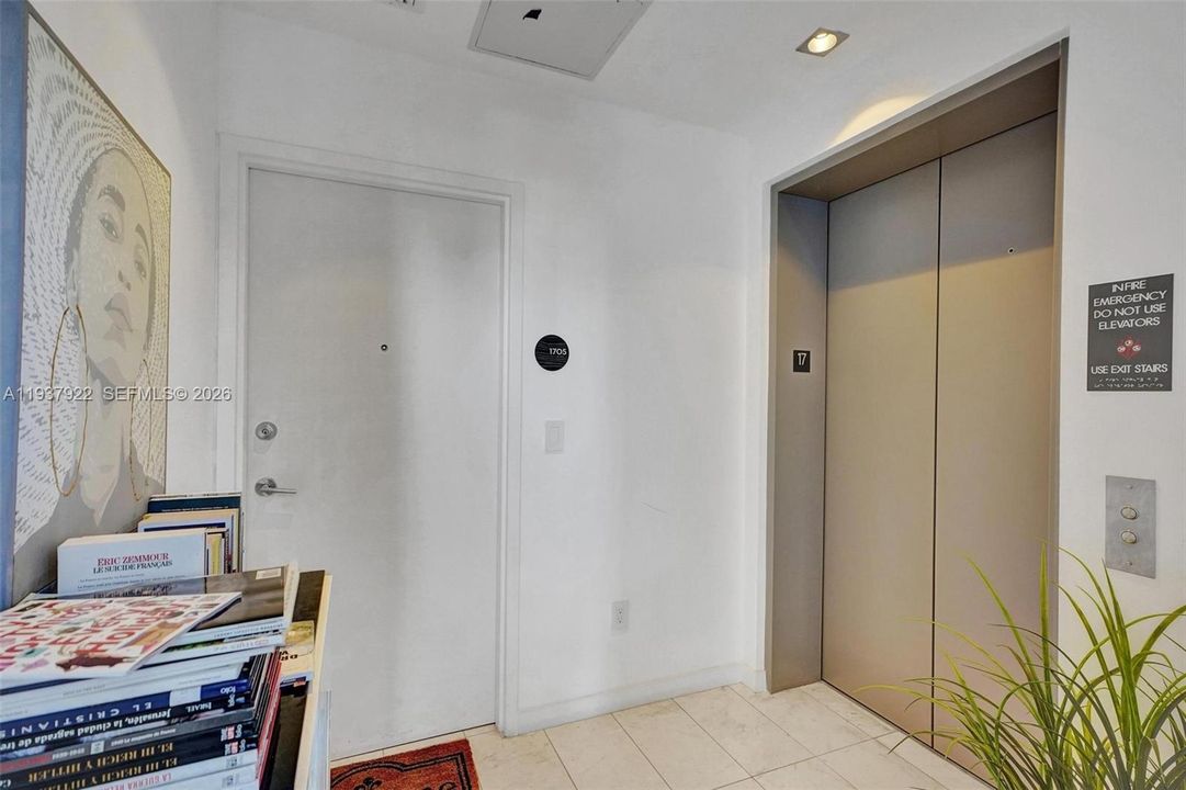 待售: $1,100,000 (2 贝兹, 3 浴室, 1143 平方英尺)